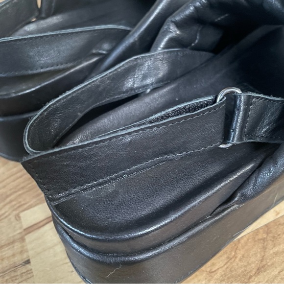 Silent D Pier Black Leather Platform Sandal Size 7 - Picture 6 of 9